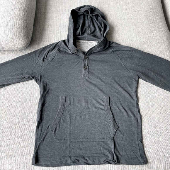 Banana Republic Sweatshirt - Picture 1 of 6